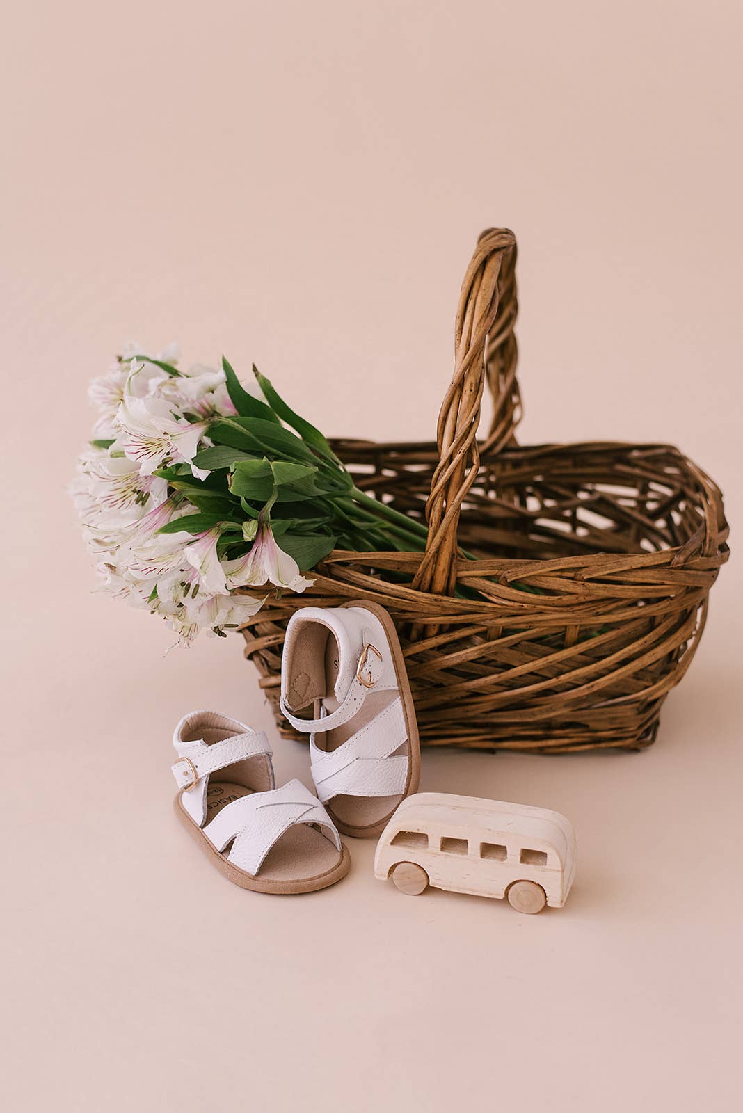 White Split-Soled Leather Baby Sandals: 0-6M